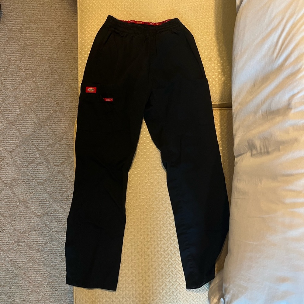 Dickies stretch cargo scrub pant